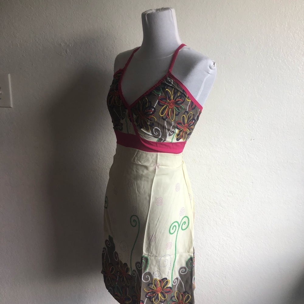 Spring/ Summer Mini dress - Picture 3 of 4